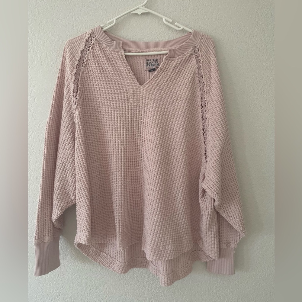 American Eagle v neck sweater/ Size xs
